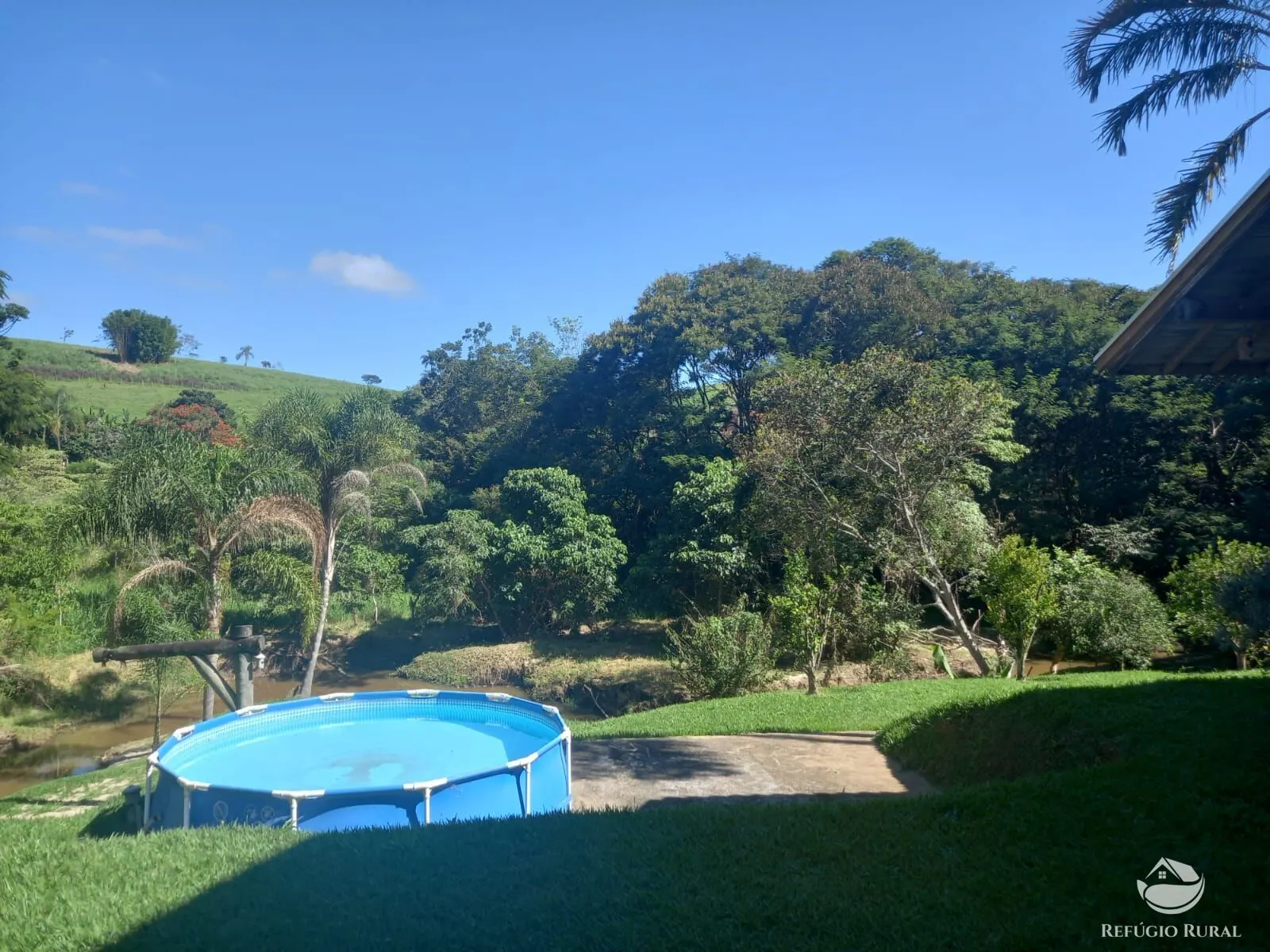 Country home for sale of 380 m² in Paraibuna, SP, Brazil