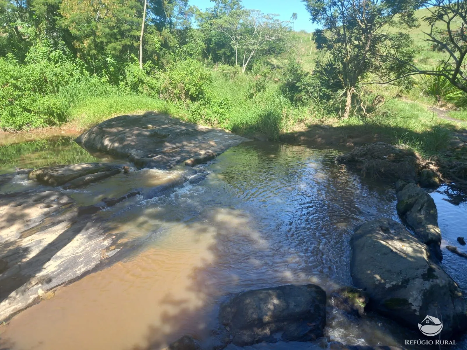 Country home for sale of 380 m² in Paraibuna, SP, Brazil
