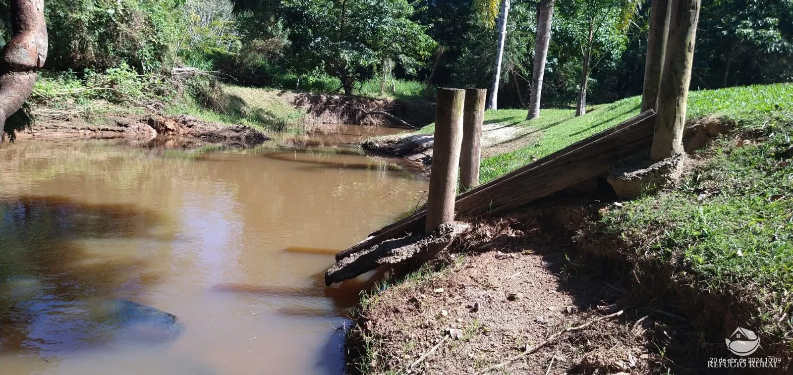 Country home for sale of 380 m² in Paraibuna, SP, Brazil