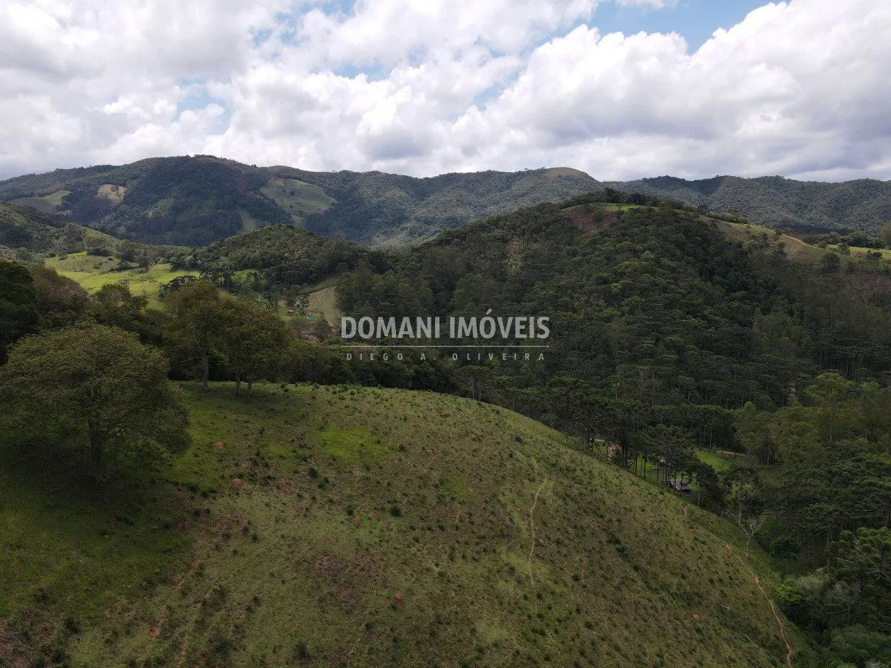 Sítio à venda de 24 ha em Campos do Jordão, SP, Brasil
