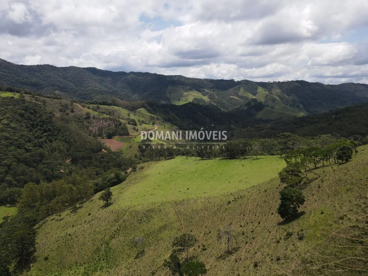 Sítio à venda de 24 ha em Campos do Jordão, SP, Brasil