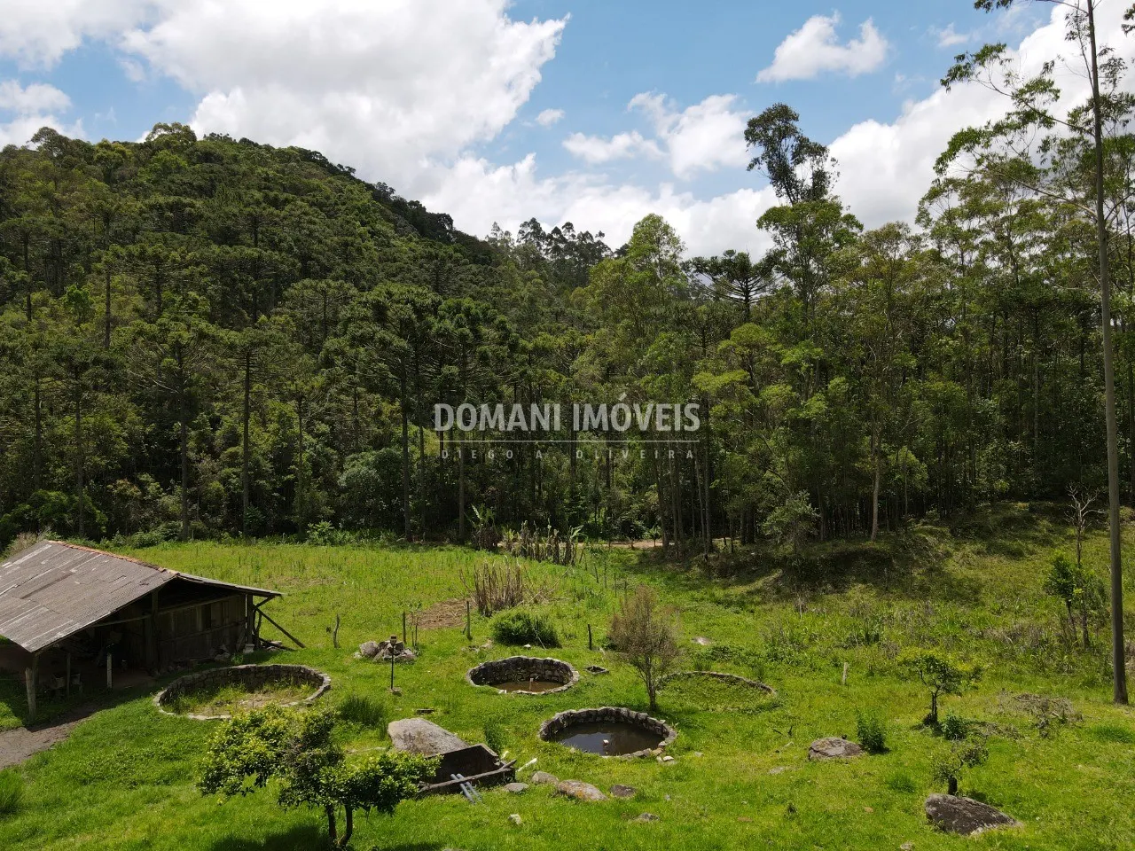 Sítio à venda de 24 ha em Campos do Jordão, SP, Brasil