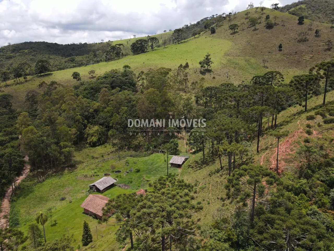 Sítio à venda de 24 ha em Campos do Jordão, SP, Brasil