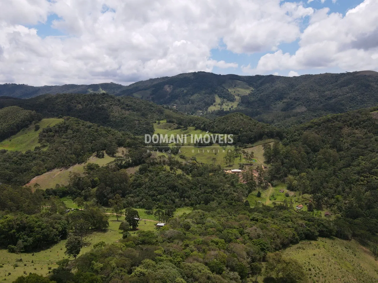 Sítio à venda de 24 ha em Campos do Jordão, SP, Brasil