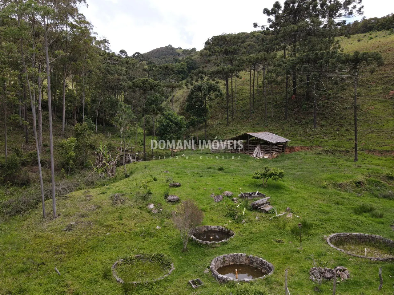 Sítio à venda de 24 ha em Campos do Jordão, SP, Brasil