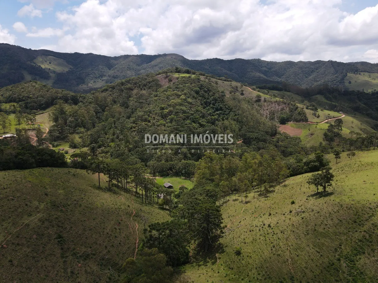 Sítio à venda de 24 ha em Campos do Jordão, SP, Brasil