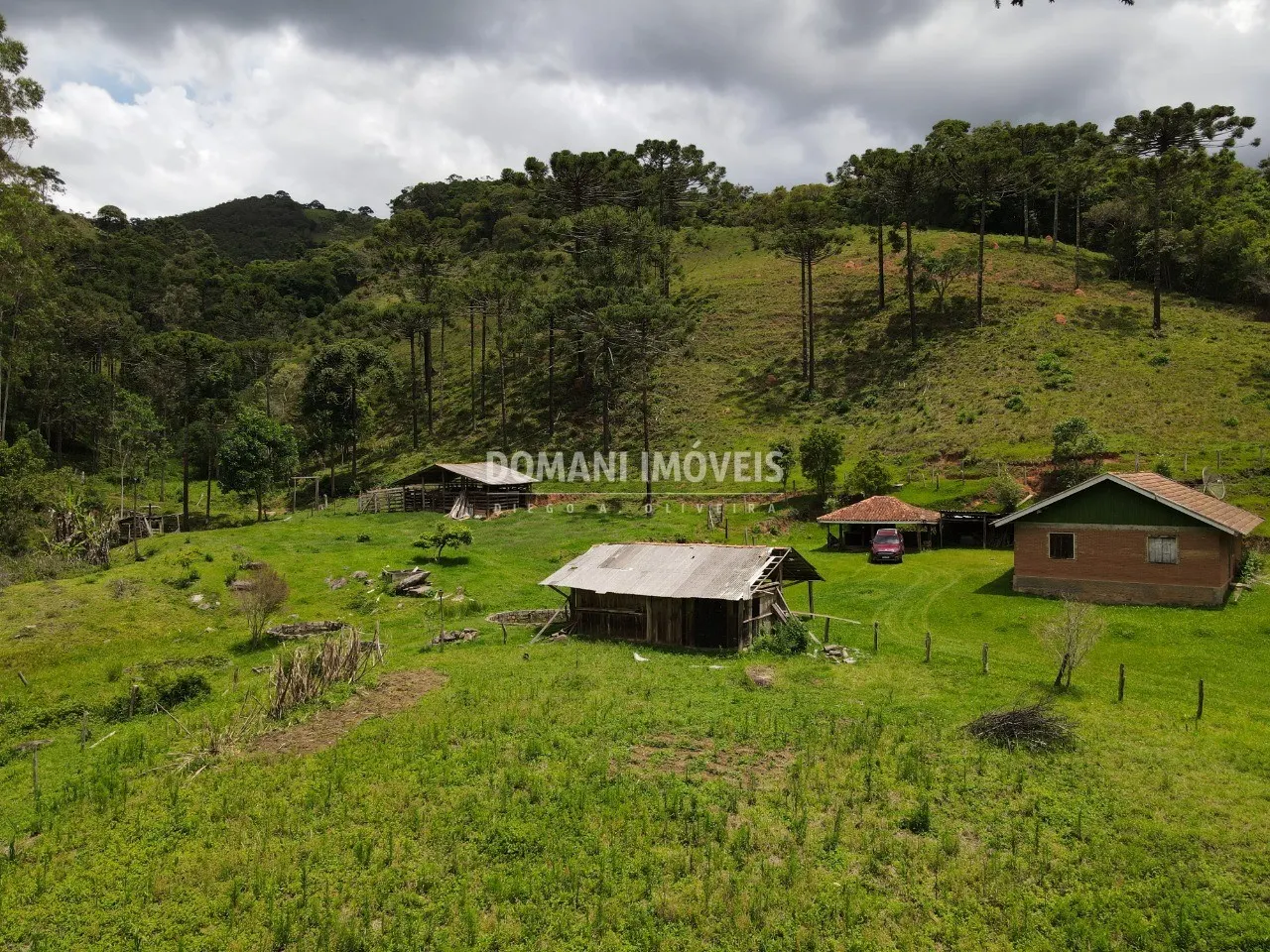 Sítio à venda de 24 ha em Campos do Jordão, SP, Brasil