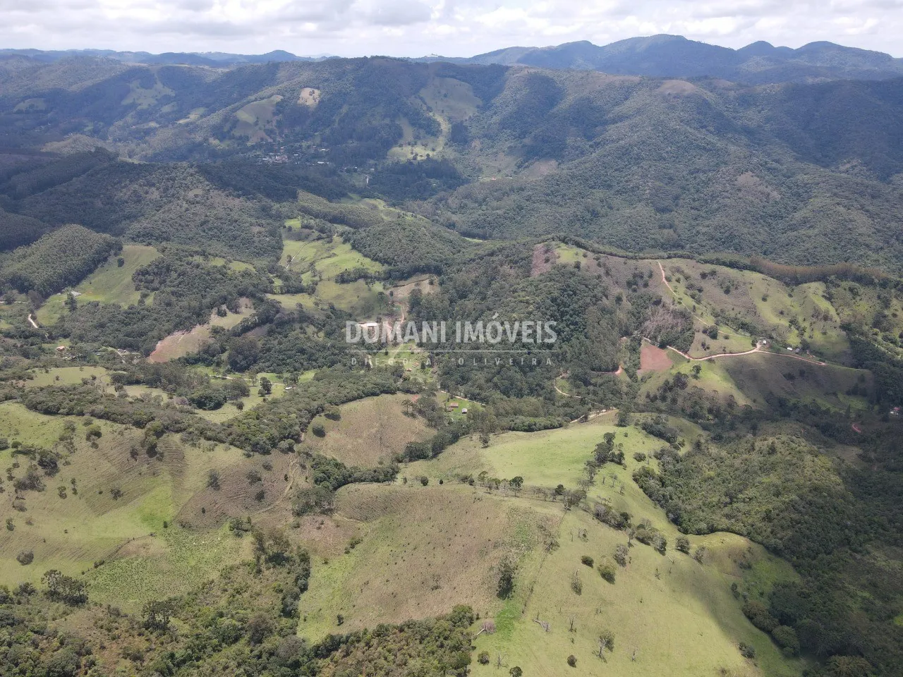 Sítio à venda de 24 ha em Campos do Jordão, SP, Brasil