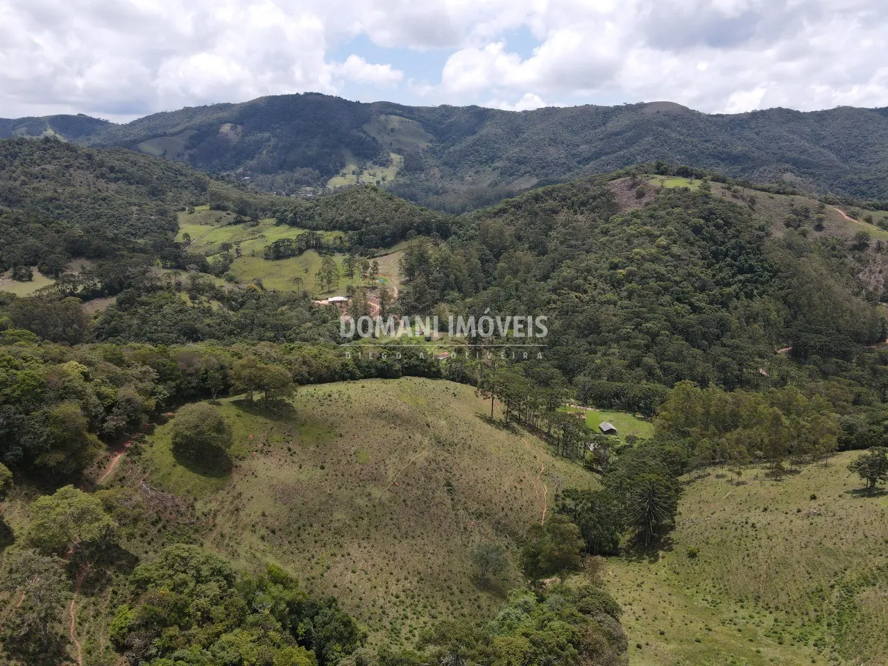 Sítio à venda de 24 ha em Campos do Jordão, SP, Brasil