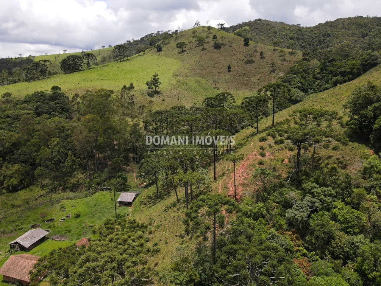 Sítio à venda de 24 ha em Campos do Jordão, SP, Brasil