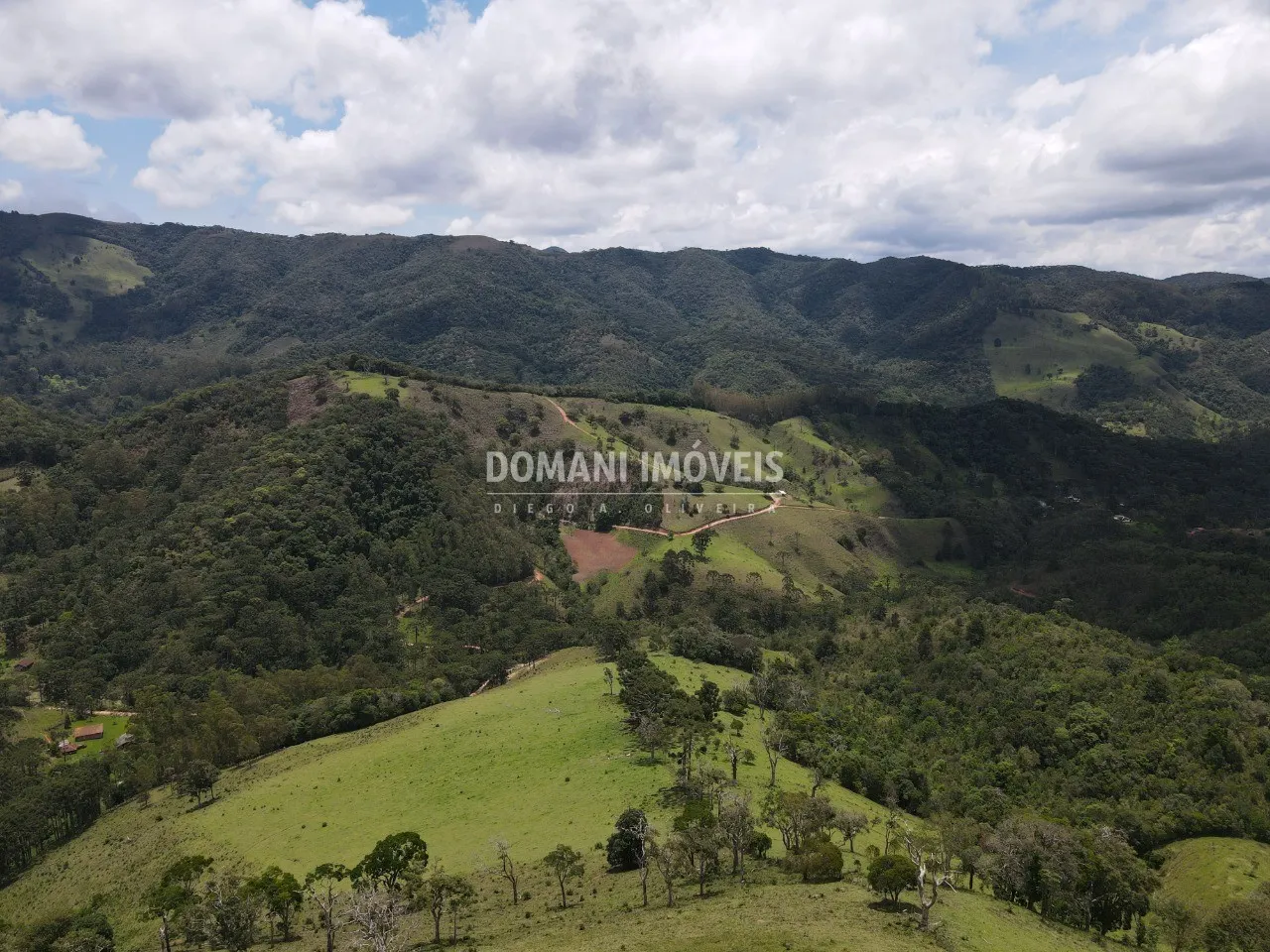 Sítio à venda de 24 ha em Campos do Jordão, SP, Brasil