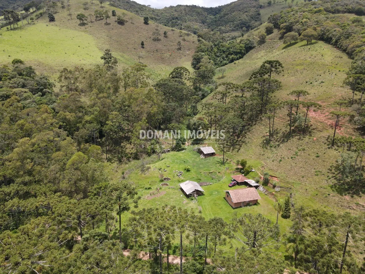 Sítio à venda de 24 ha em Campos do Jordão, SP, Brasil