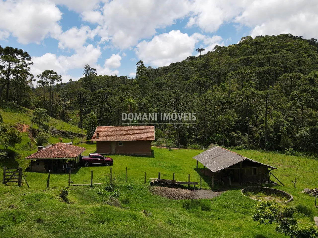 Sítio à venda de 24 ha em Campos do Jordão, SP, Brasil