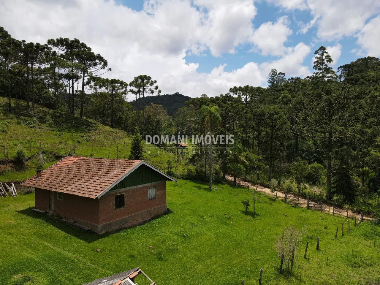 Sítio à venda de 24 ha em Campos do Jordão, SP, Brasil