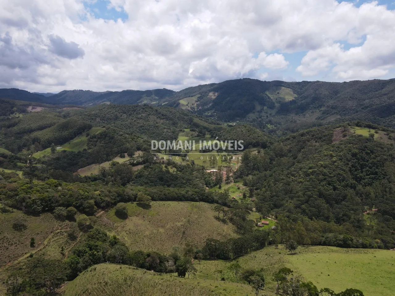 Sítio à venda de 24 ha em Campos do Jordão, SP, Brasil