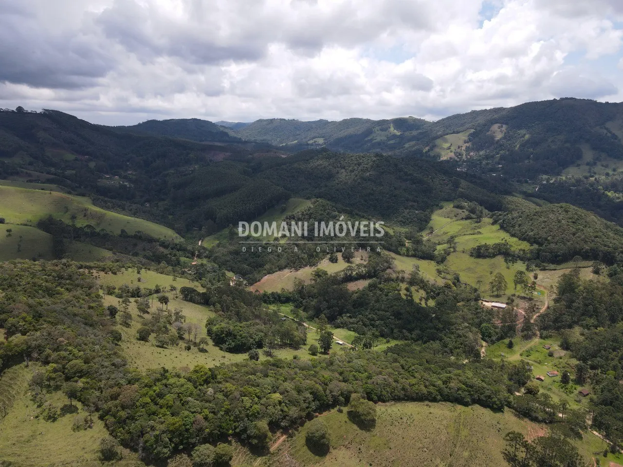 Sítio à venda de 24 ha em Campos do Jordão, SP, Brasil