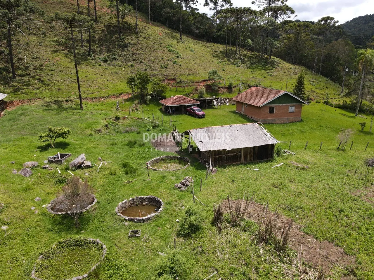 Sítio à venda de 24 ha em Campos do Jordão, SP, Brasil