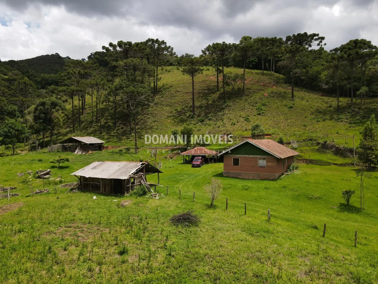 Sítio à venda de 24 ha em Campos do Jordão, SP, Brasil