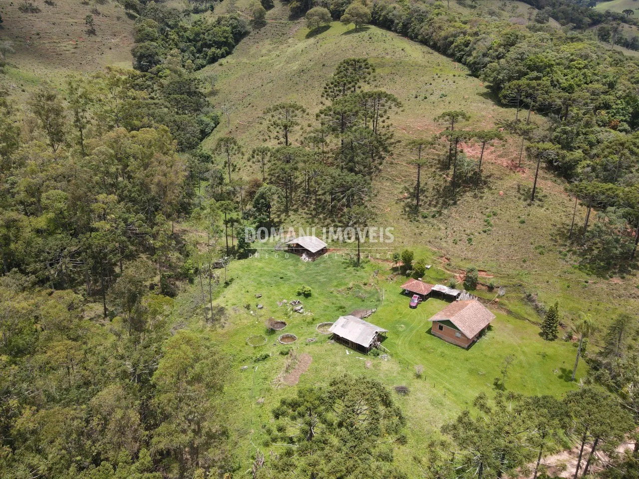 Sítio à venda de 24 ha em Campos do Jordão, SP, Brasil