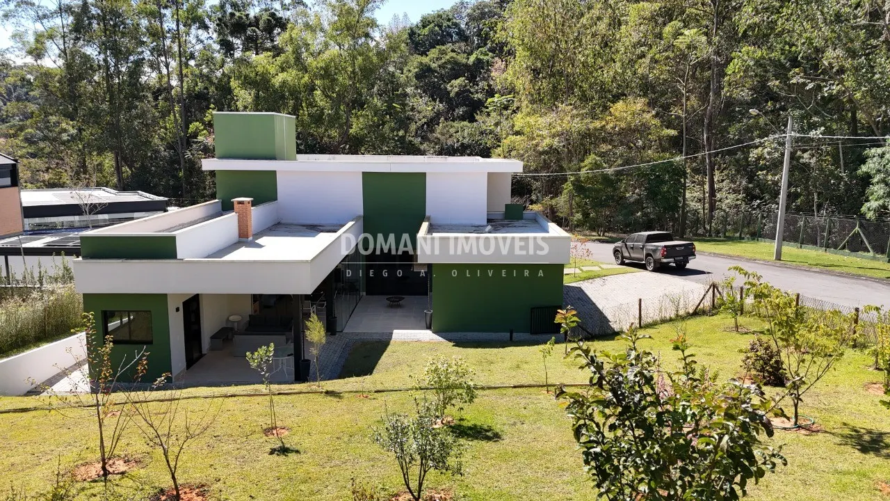 Casa à venda de 1.021 m² em Santo Antônio do Pinhal, SP, Brasil