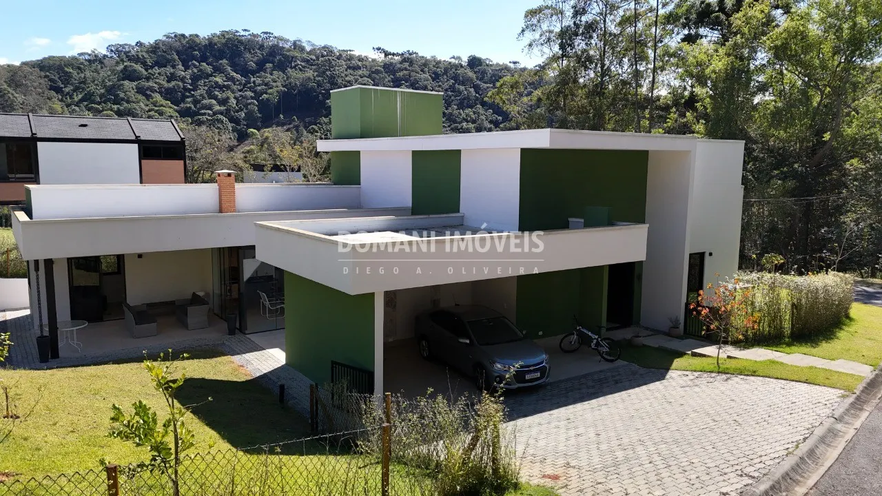 Casa à venda de 1.021 m² em Santo Antônio do Pinhal, SP, Brasil