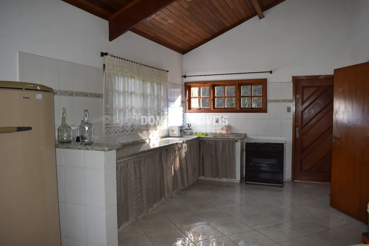 Casa à venda e para Alugar de 1.080 m² em Campos do Jordão, SP, Brasil