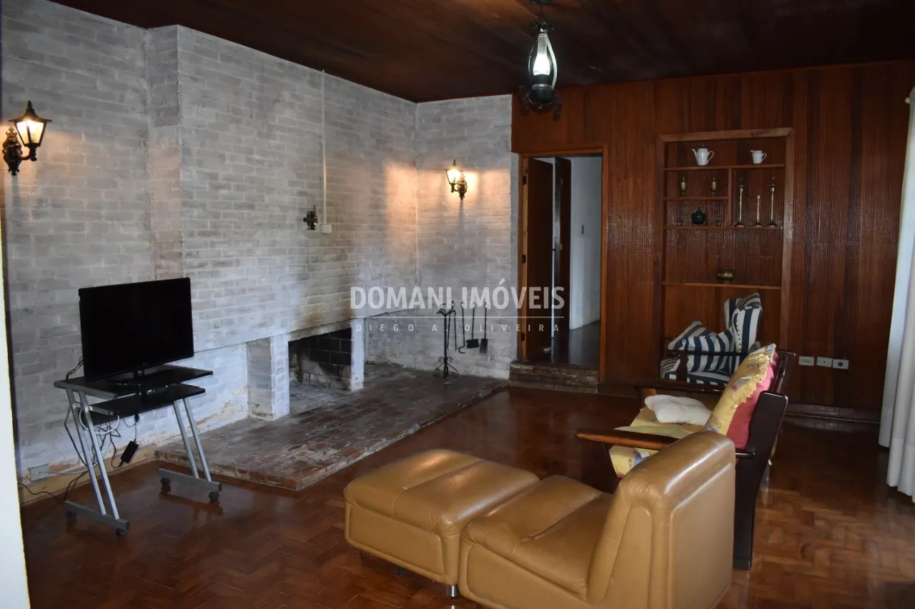 Casa à venda e para Alugar de 1.080 m² em Campos do Jordão, SP, Brasil