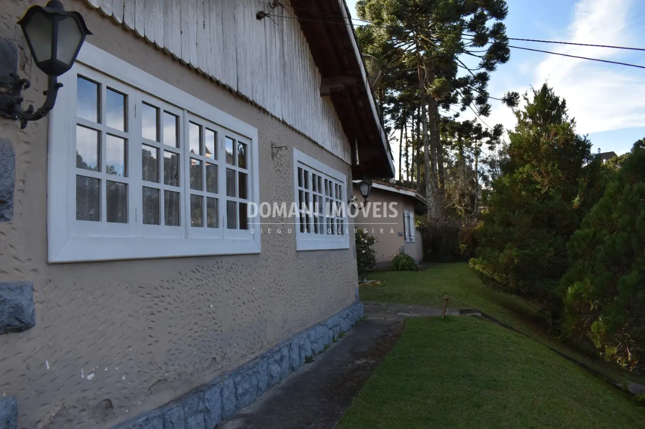 Casa à venda e para Alugar de 1.080 m² em Campos do Jordão, SP, Brasil