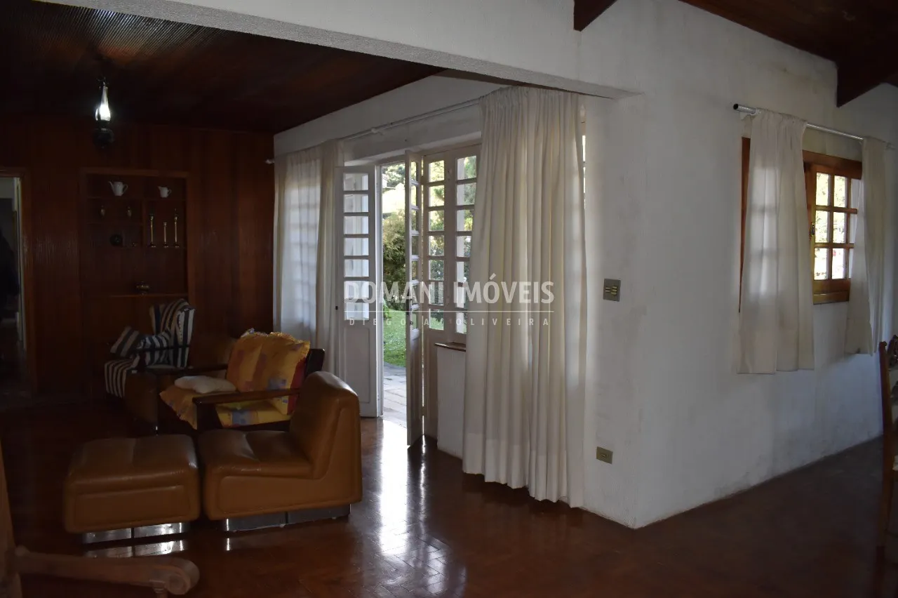 Casa à venda e para Alugar de 1.080 m² em Campos do Jordão, SP, Brasil