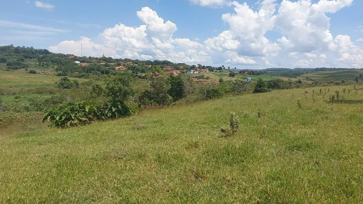 Sítio à venda de 8 ha em Santa Rita do Passa Quatro, SP, Brasil
