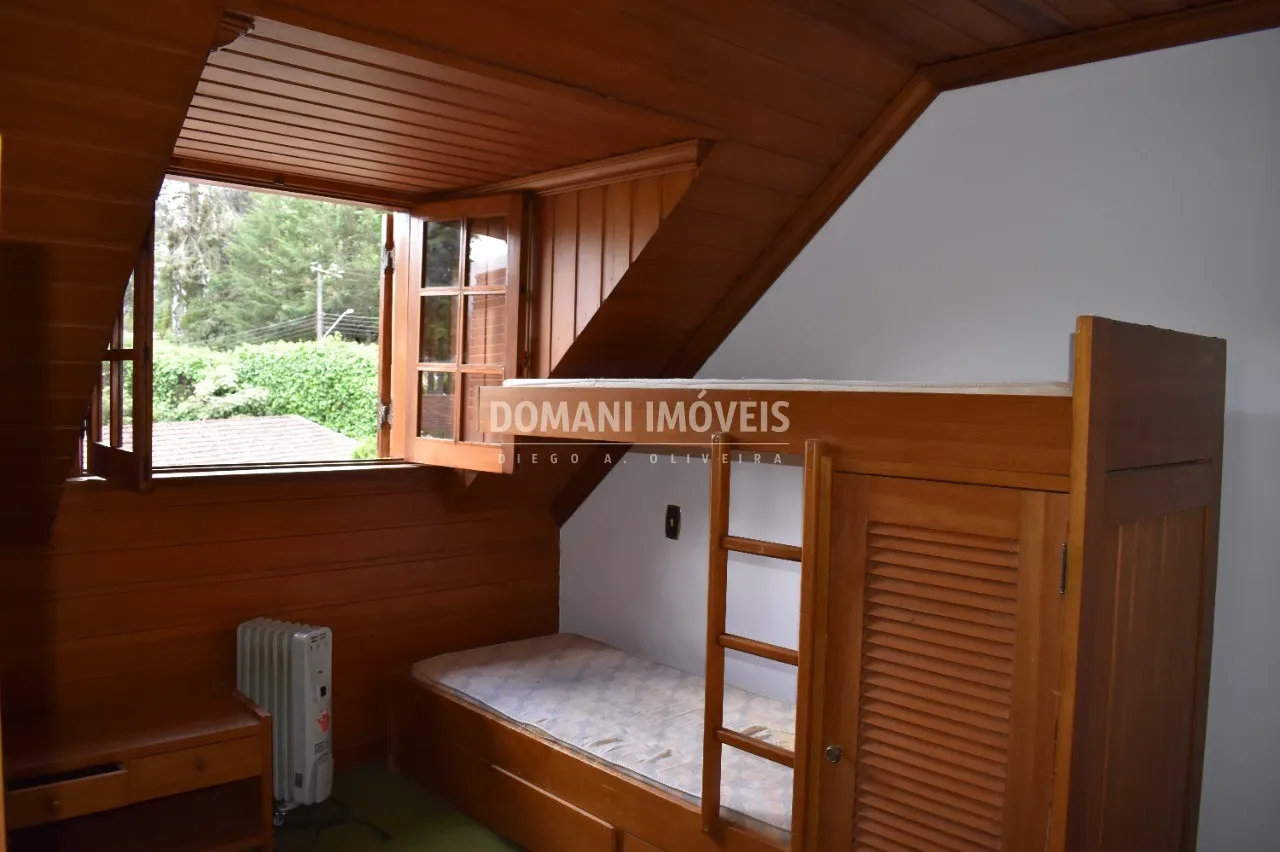 Casa à venda de 2.550 m² em Campos do Jordão, SP, Brasil