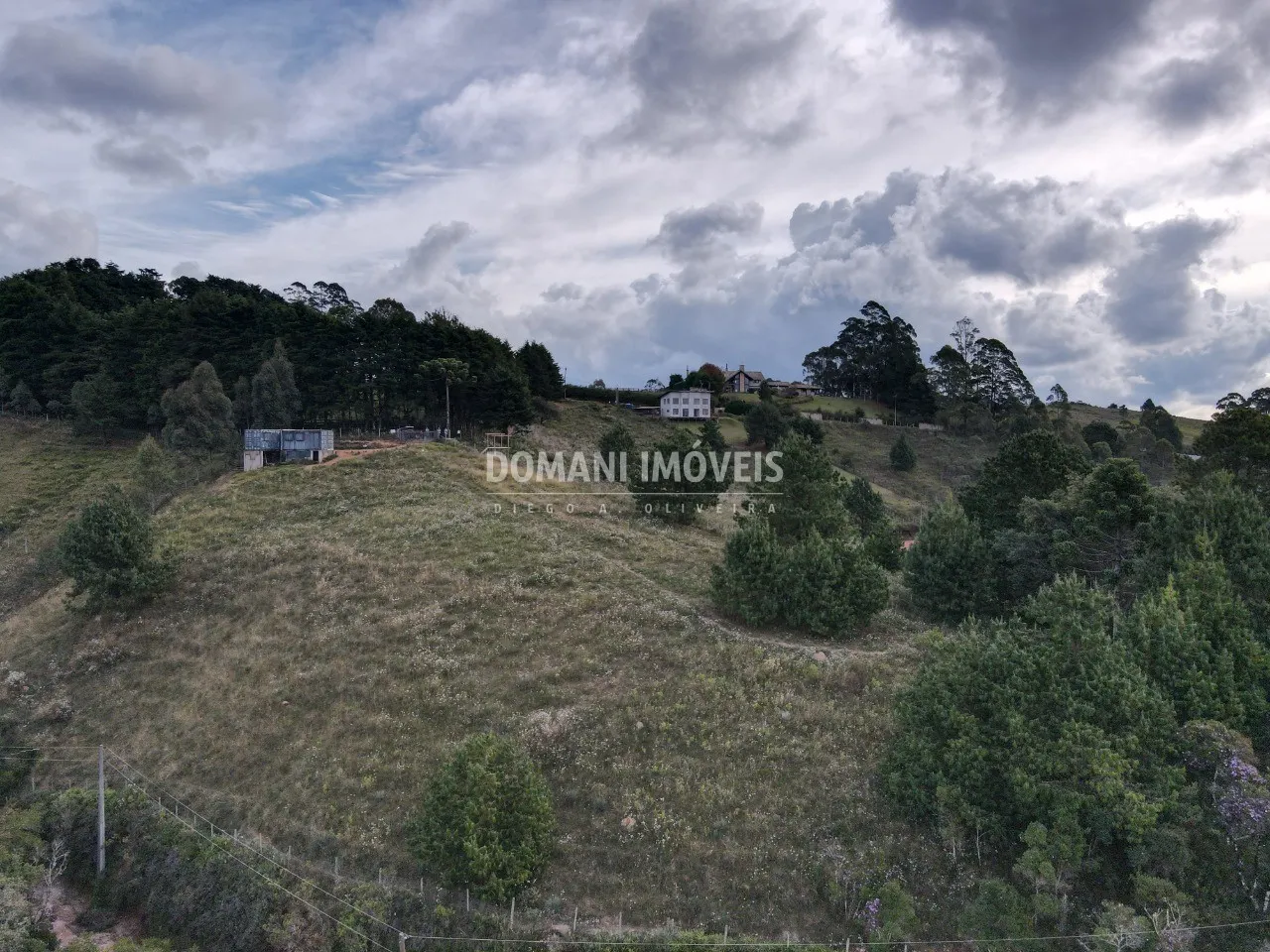 Plot for sale of 1 acres in Campos do Jordão, SP, Brazil