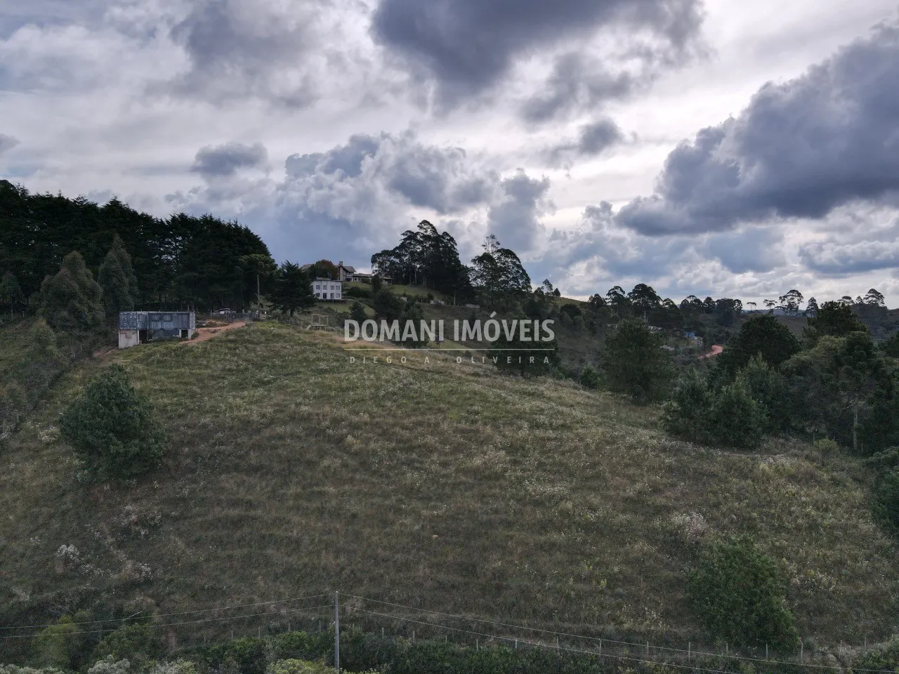 Plot for sale of 1 acres in Campos do Jordão, SP, Brazil