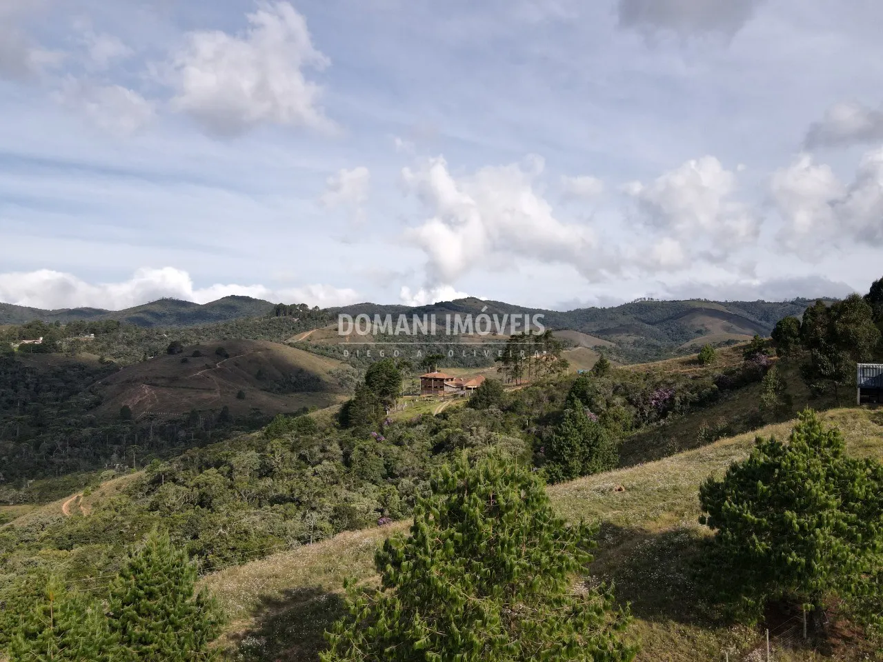 Plot for sale of 1 acres in Campos do Jordão, SP, Brazil
