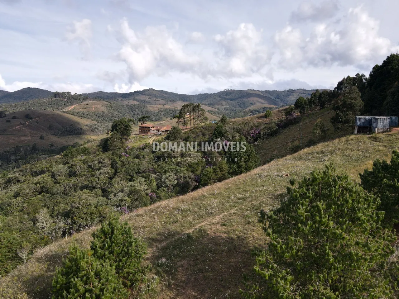 Plot for sale of 1 acres in Campos do Jordão, SP, Brazil