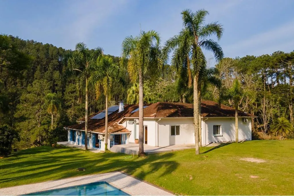 Fazenda à venda de 58 ha em Itapecerica da Serra, SP, Brasil