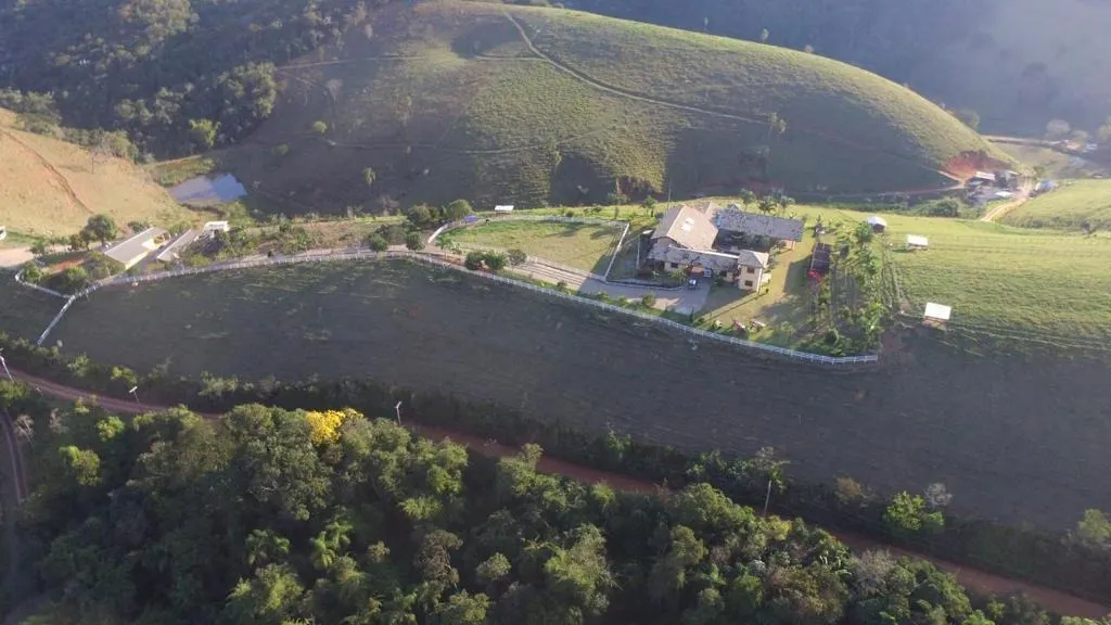 Sítio à venda de 27 ha em Pindamonhangaba, SP, Brasil
