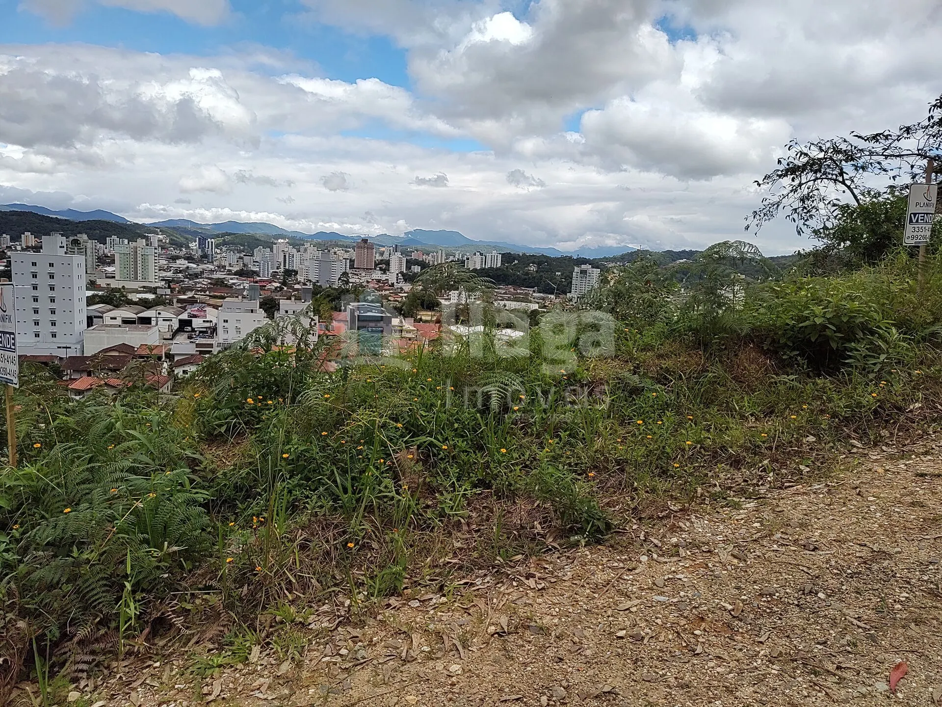 Terreno à venda de 461 m² em Brusque, SC, Brasil
