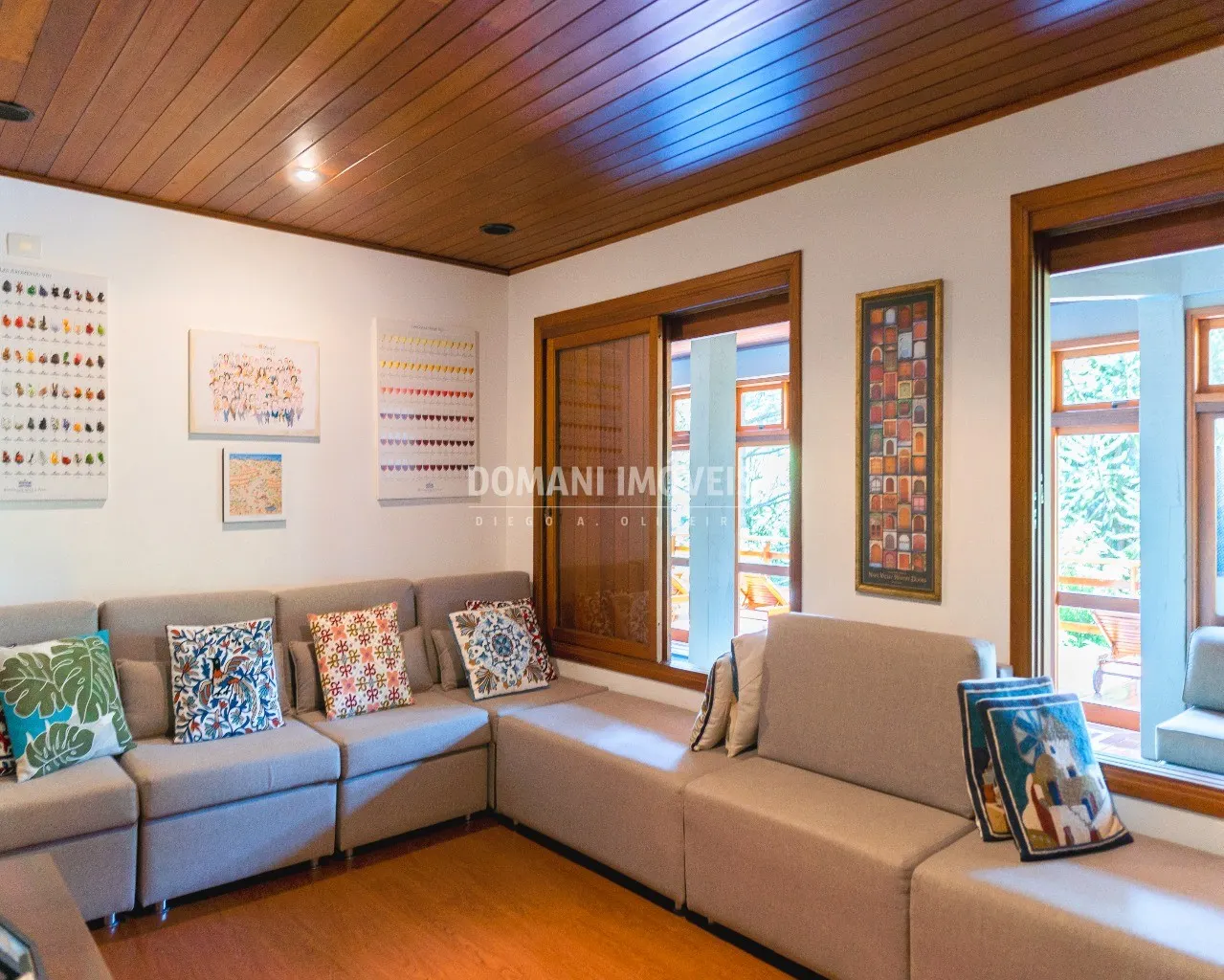 House for sale of 2,550 m² in Campos do Jordão, SP, Brazil