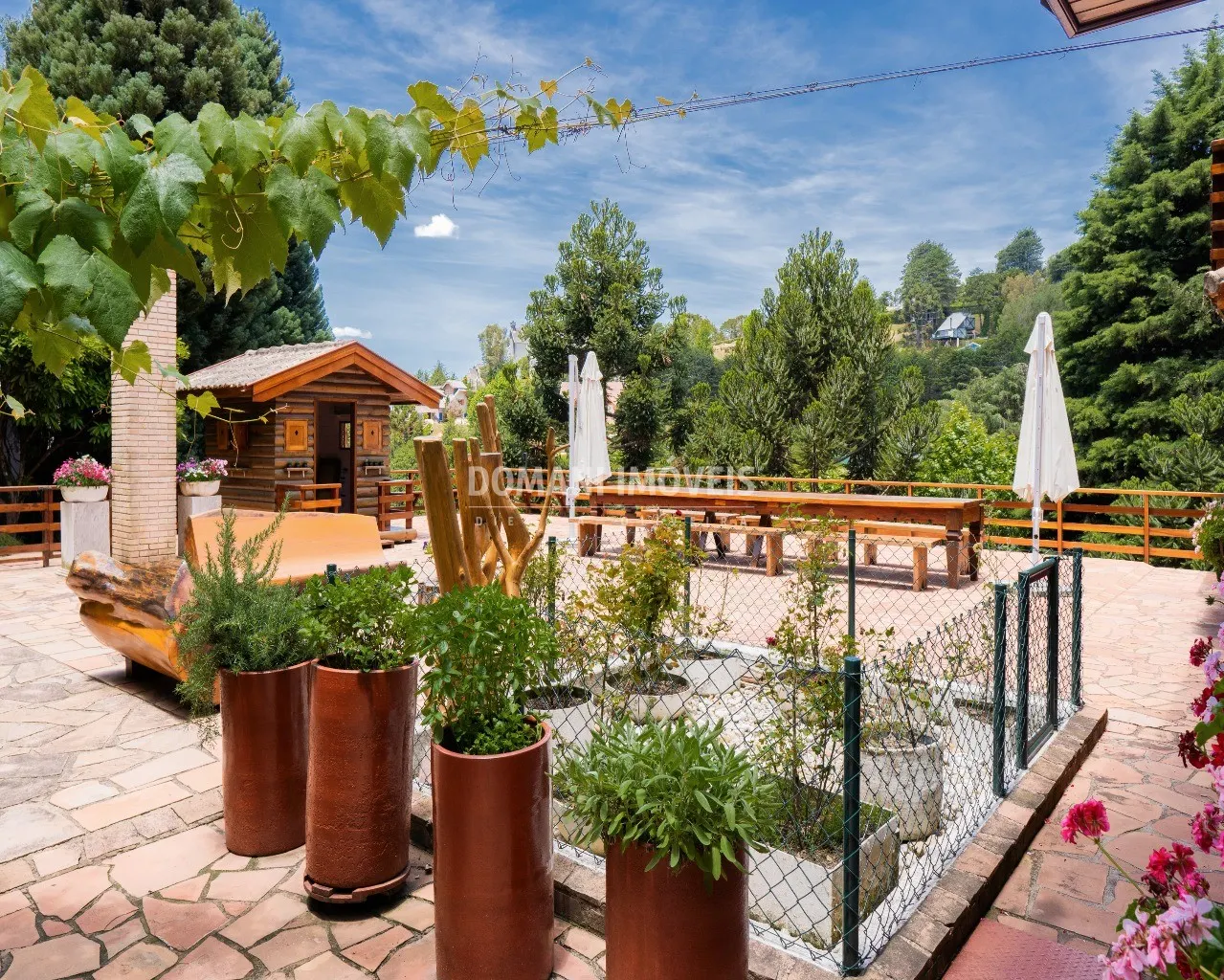 House for sale of 2,550 m² in Campos do Jordão, SP, Brazil