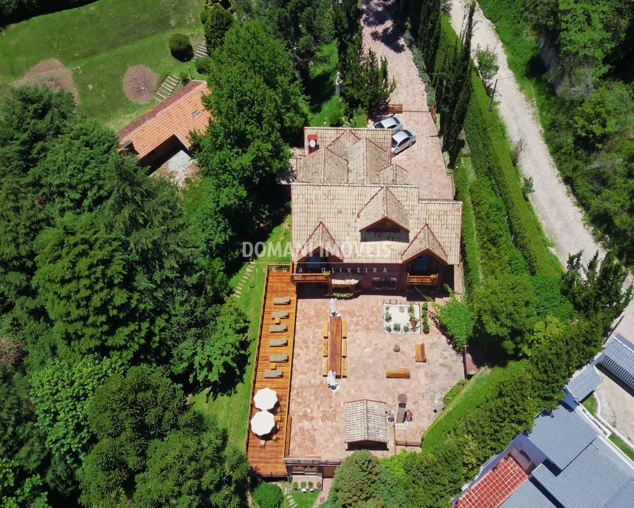House for sale of 2,550 m² in Campos do Jordão, SP, Brazil