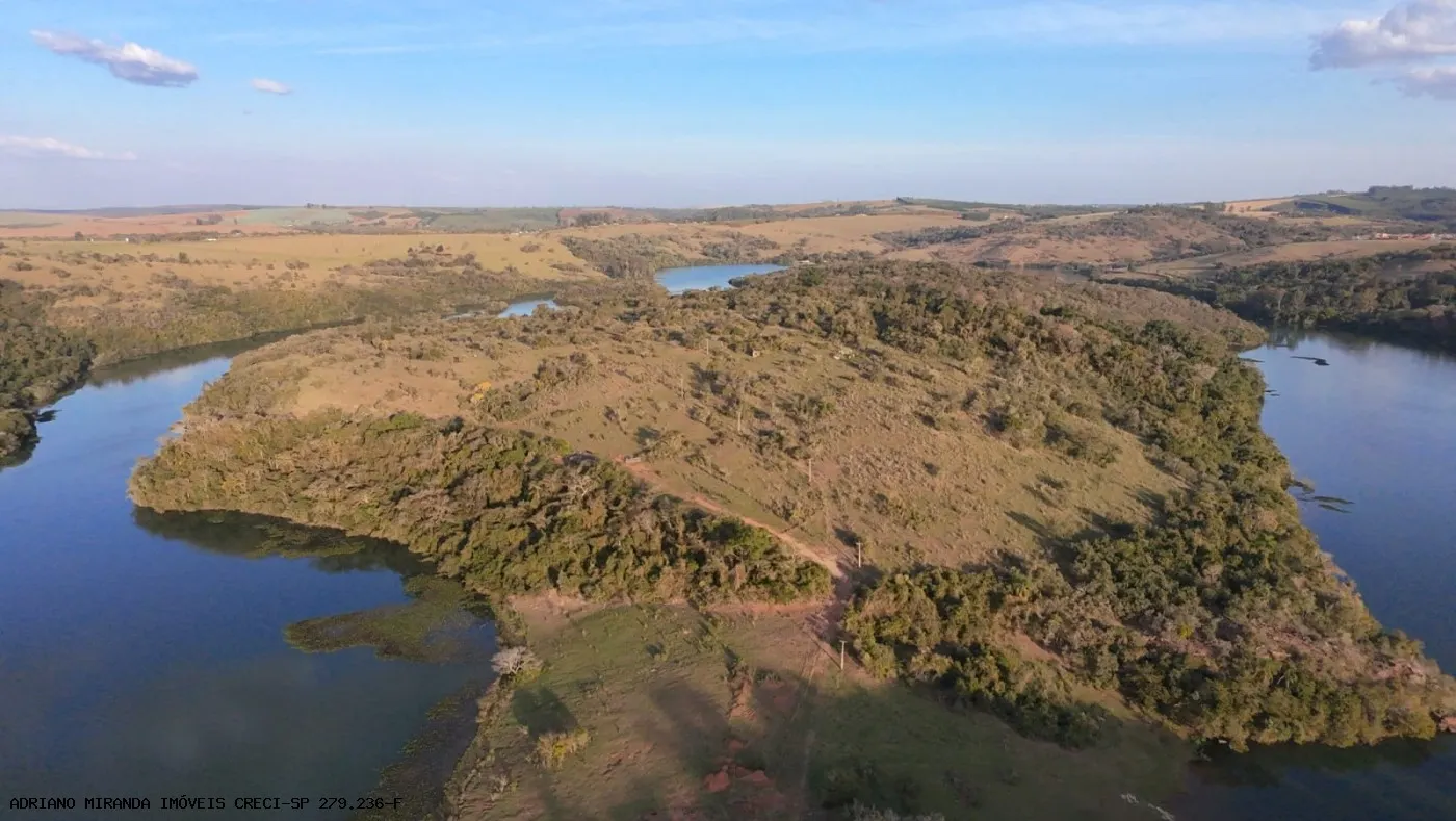 Ilha à venda de 104 ha em Piraju, SP, Brasil