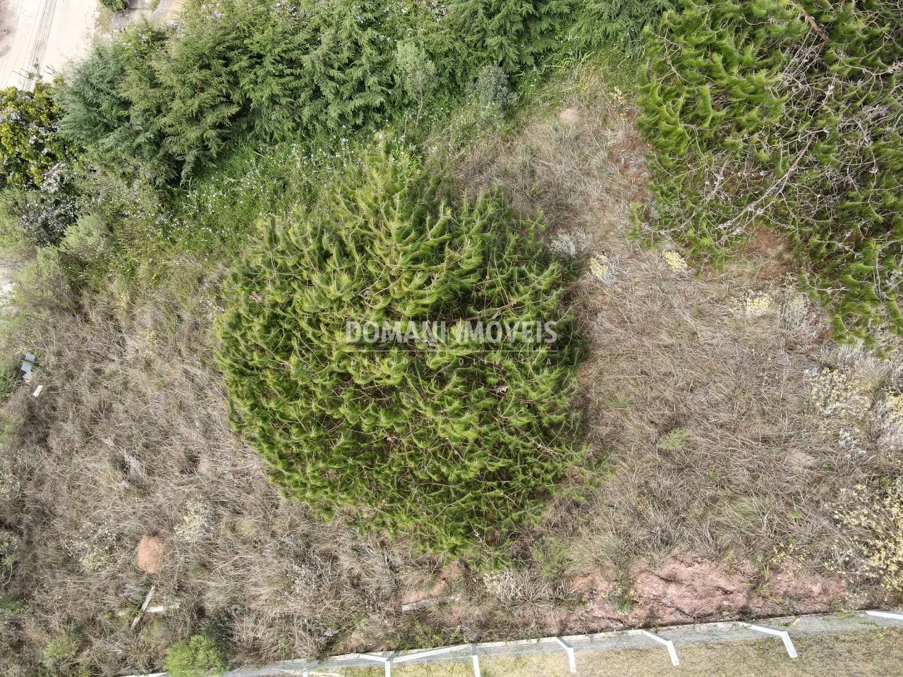 Terreno à venda de 752 m² em Campos do Jordão, SP, Brasil