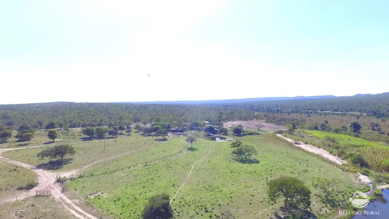 Fazenda à venda de 10.000 ha em Bonito de Minas, MG, Brasil