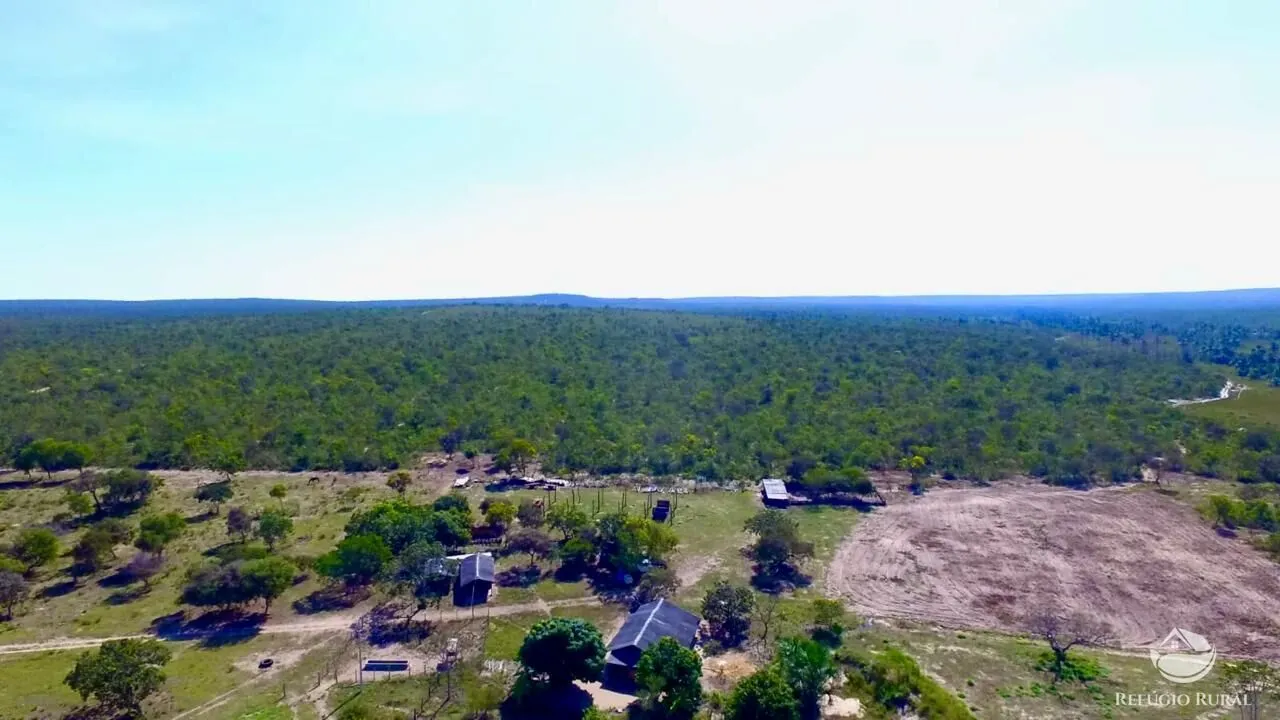 Fazenda à venda de 10.000 ha em Bonito de Minas, MG, Brasil