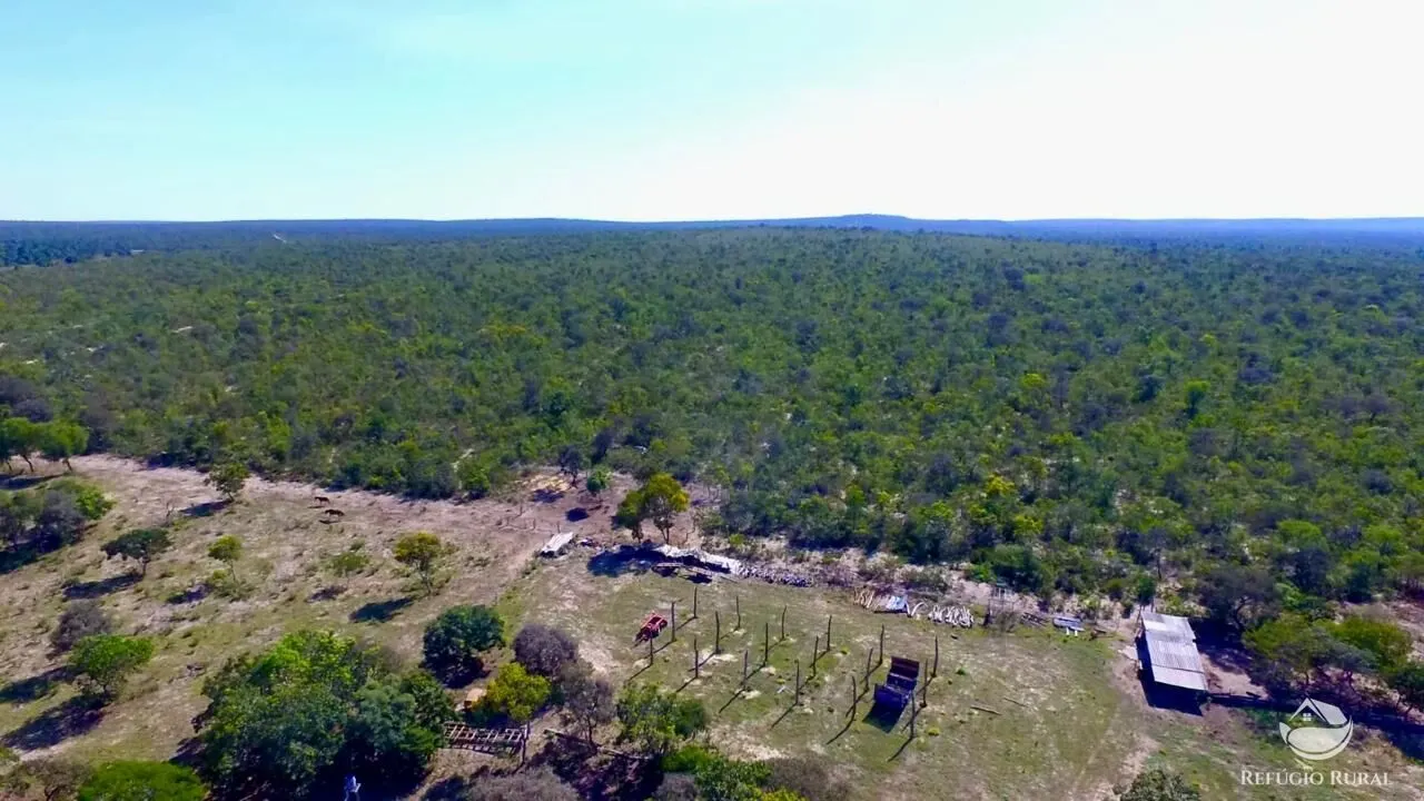Fazenda à venda de 10.000 ha em Bonito de Minas, MG, Brasil
