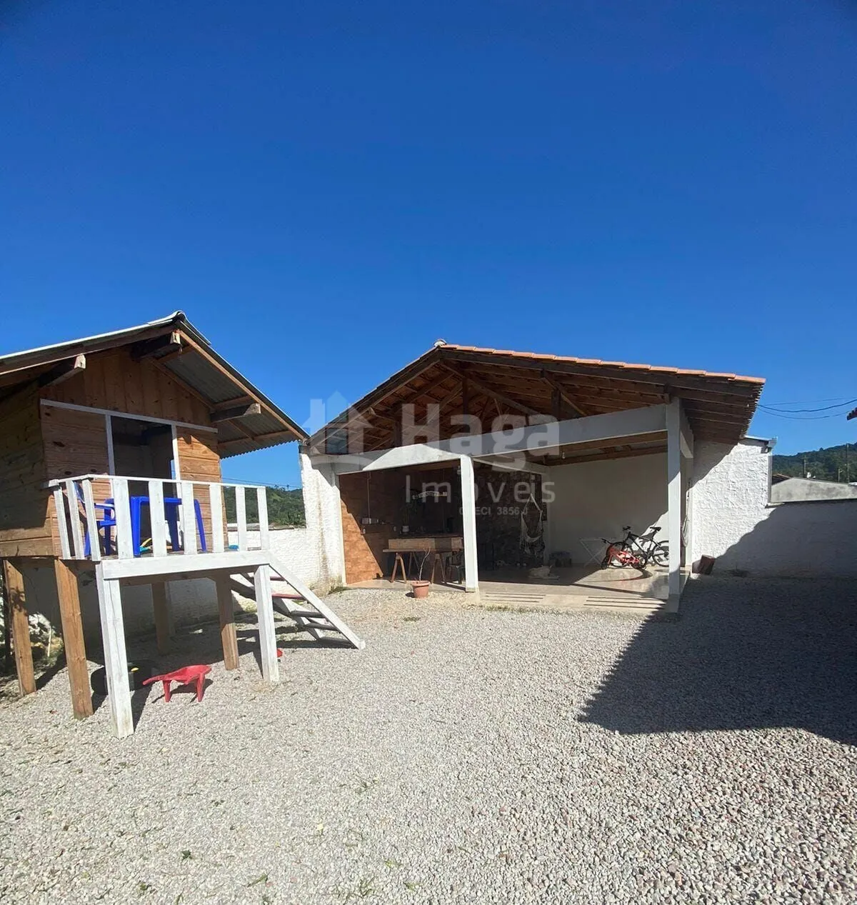 Casa à venda de 300 m² em Guabiruba, SC, Brasil