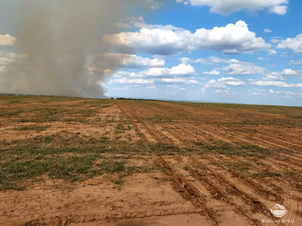 Fazenda à venda de 3.750 ha em Formoso, MG, Brasil
