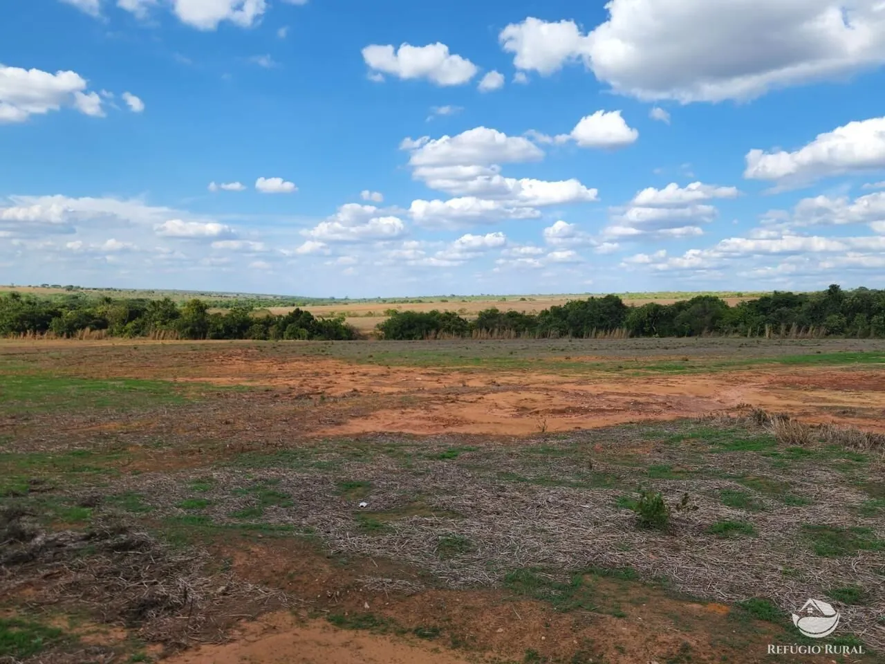 Fazenda à venda de 3.750 ha em Formoso, MG, Brasil