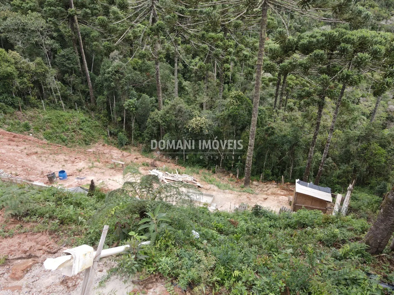 Terreno à venda de 1.010 m² em Campos do Jordão, SP, Brasil